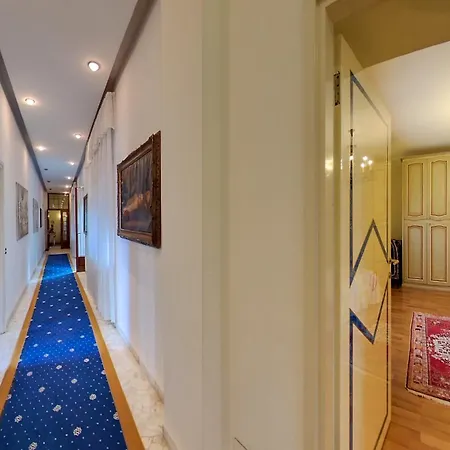 Luxury Lakeside Retreat With Pool Near Stresa! Maggiore Romanza Brisino