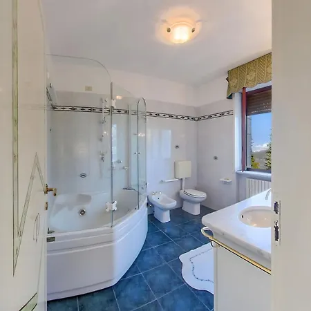 Villa Luxury Lakeside Retreat With Pool Near Stresa! Maggiore Romanza Brisino