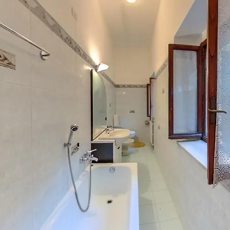 Luxury Lakeside Retreat With Pool Near Stresa! Maggiore Romanza *